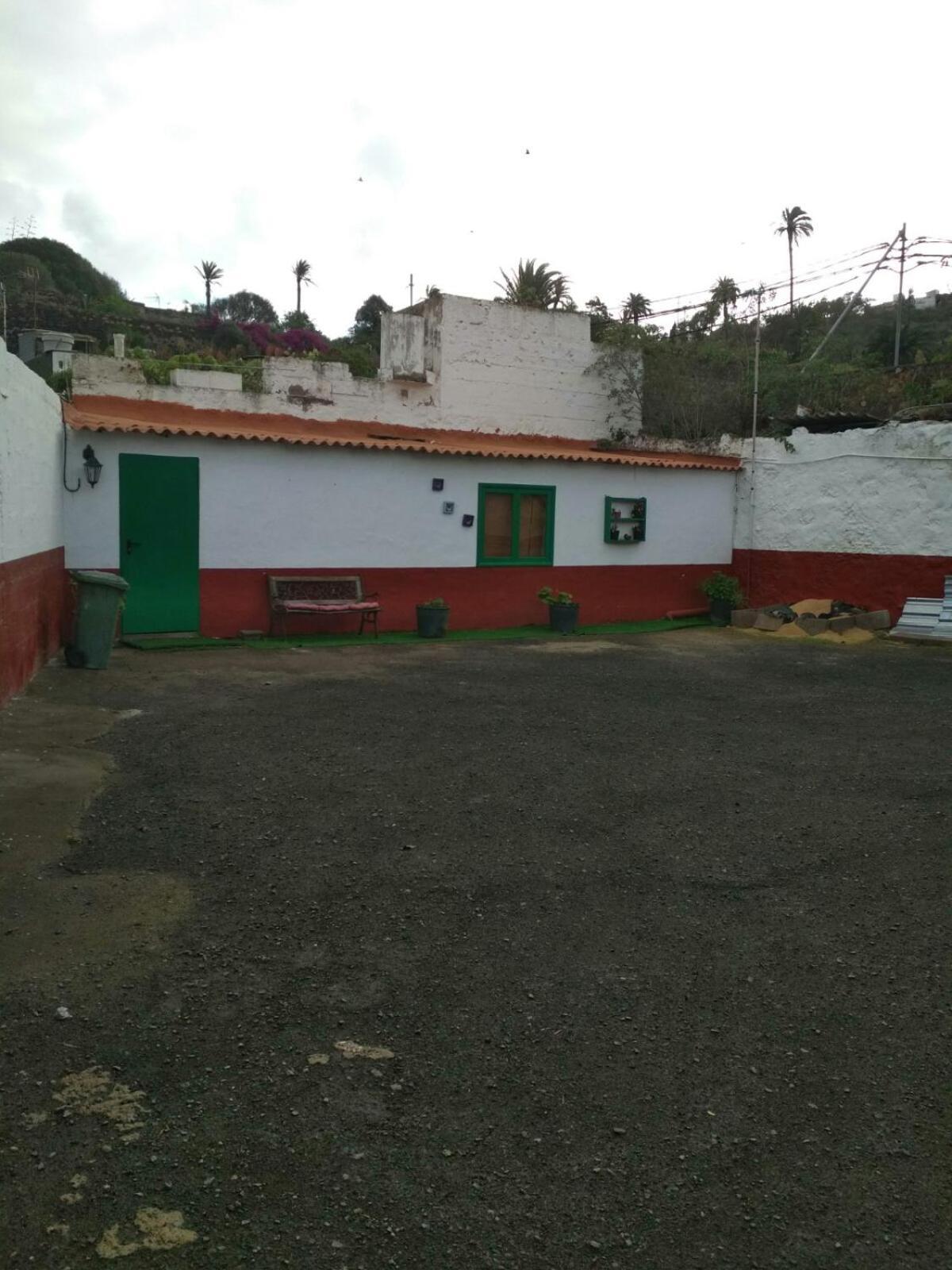 Residencia Los Conejos - Bike & Motorbike Las Palmas Exterior photo