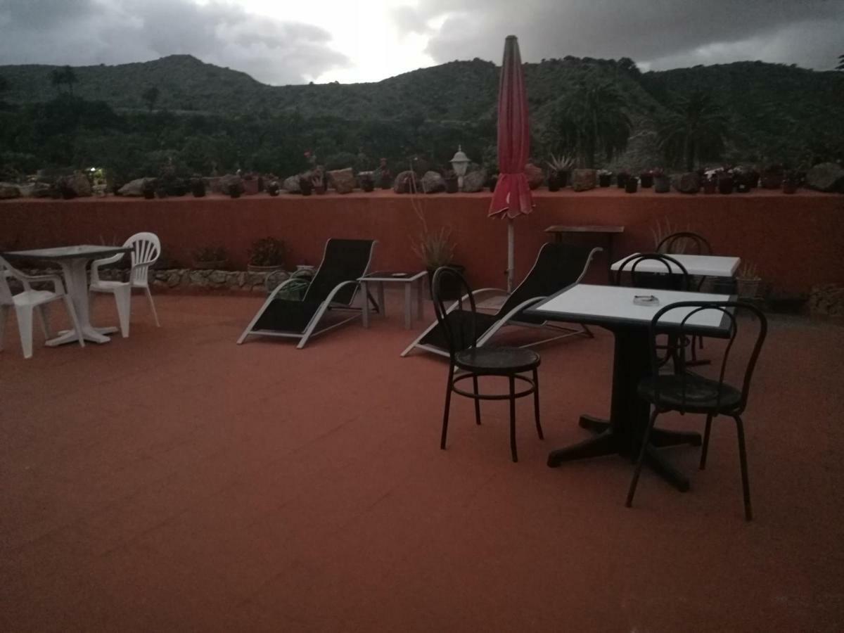 Residencia Los Conejos - Bike & Motorbike Las Palmas Exterior photo