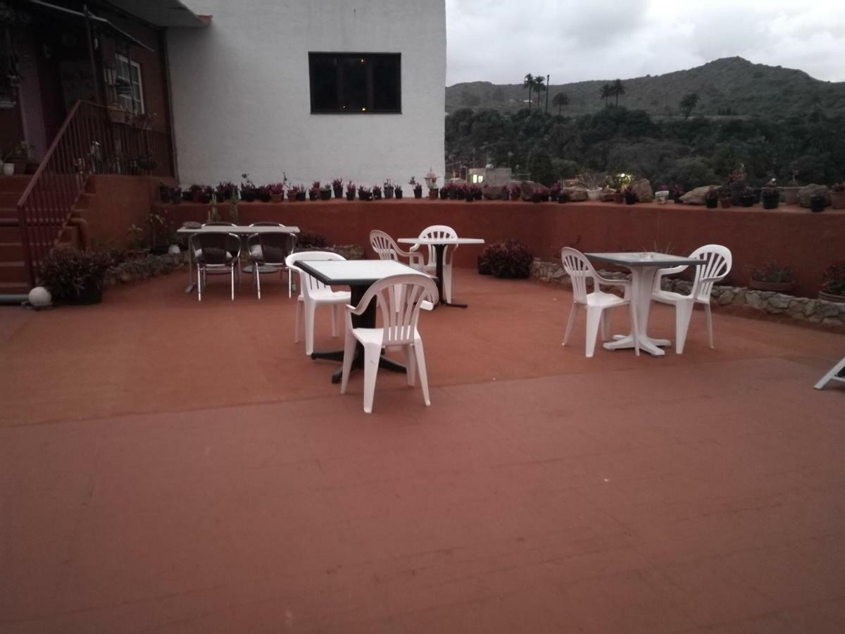 Residencia Los Conejos - Bike & Motorbike Las Palmas Exterior photo