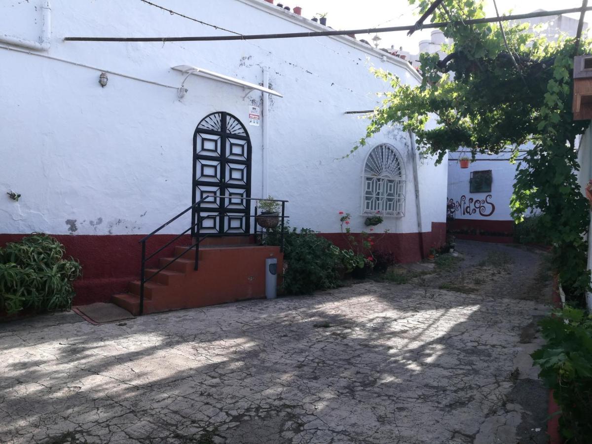 Residencia Los Conejos - Bike & Motorbike Las Palmas Exterior photo